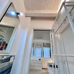 8 Lofts - - 2 아파트 *