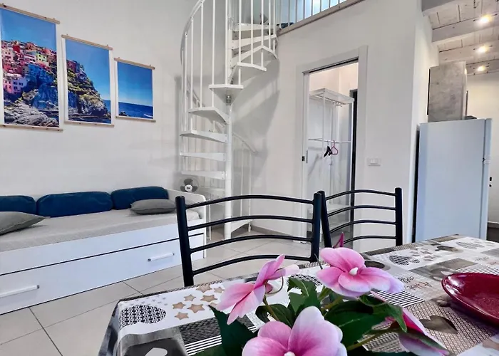 8 Lofts - - 2 Apartment La Spezia