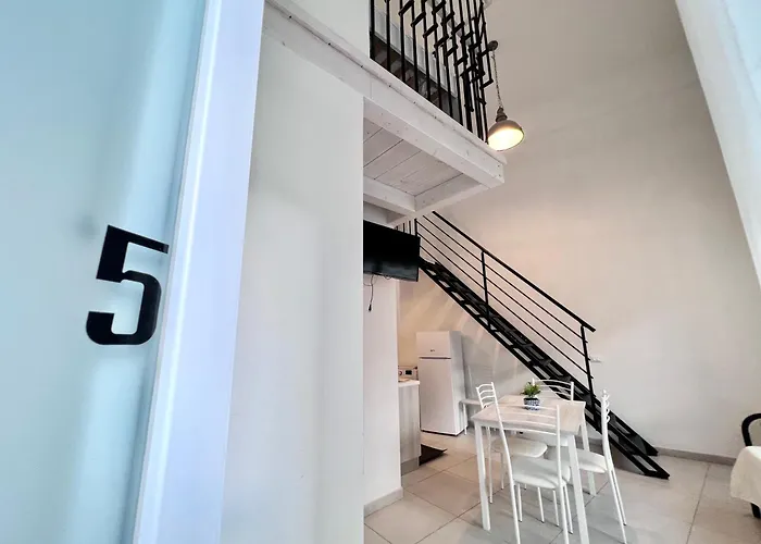 8 Lofts - - 2 Apartment La Spezia