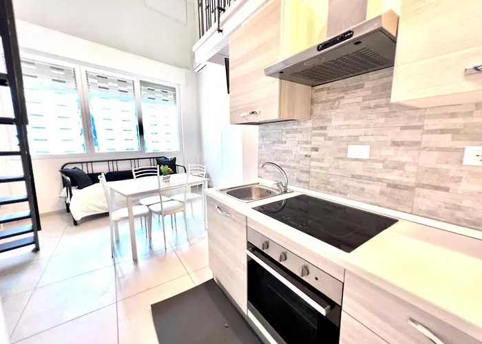 8 Lofts - - 2 La Spezia