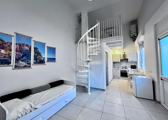 8 Lofts - - 2 * La Spezia