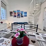 Apartamento 8 Lofts - - 2