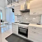 8 Lofts - - 2 Appartement *