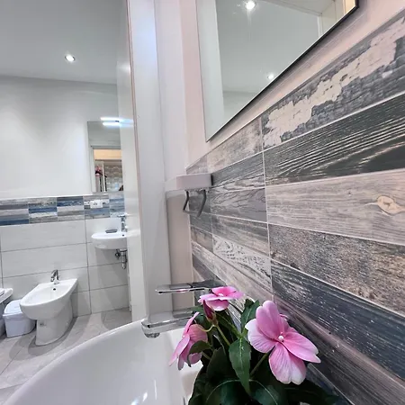 Апартаменты 8 Lofts - - 2