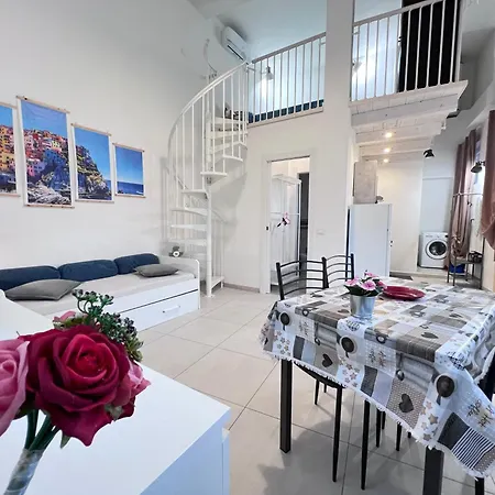 Apartman 8 Lofts - - 2 *