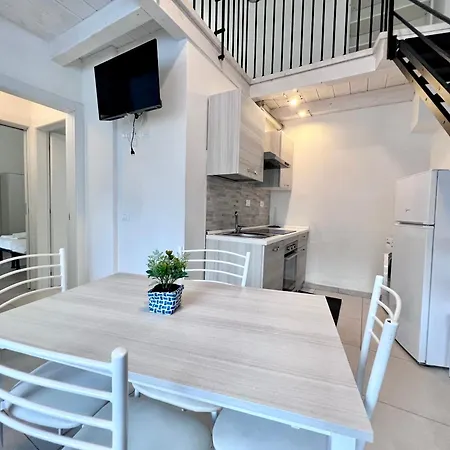Lägenhet 8 Lofts - - 2 La Spezia