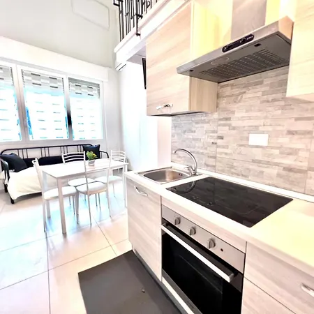 8 Lofts - - 2 La Spezia