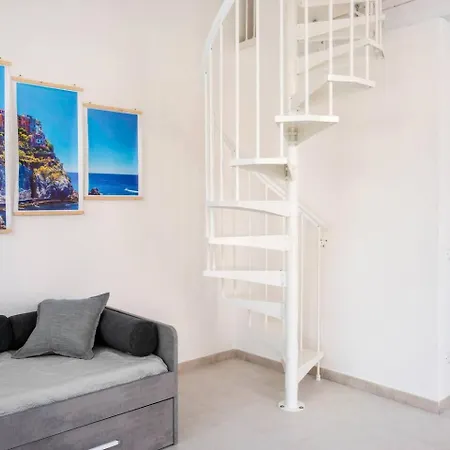 Apartment 8 Lofts - - 2 La Spezia