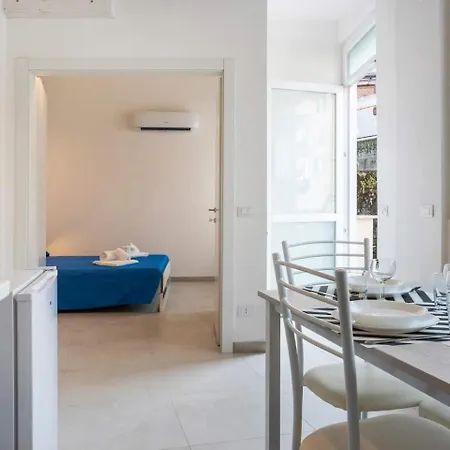 8 Lofts - - 2 La Spezia