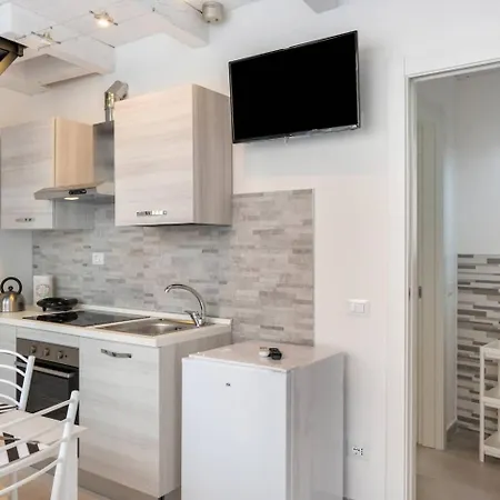 8 Lofts - - 2 Appartamento