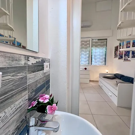 8 Lofts - - 2 Appartamento